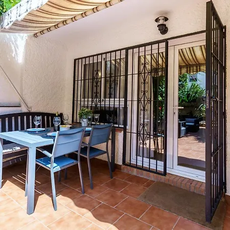 בית נופש La Ponderosa 5 *